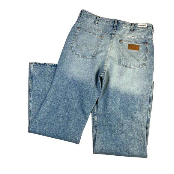 Free People Wrangler Wanderer High Rise Flare Jeans Light Blue Denim NWT Size 31 - Picture 3 of 5